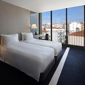 Double Tree by Hilton Lisbon Fontana Park